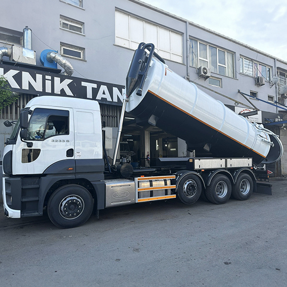 Vacuum Truck