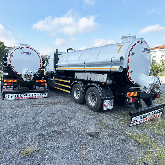 Vacuum Truck